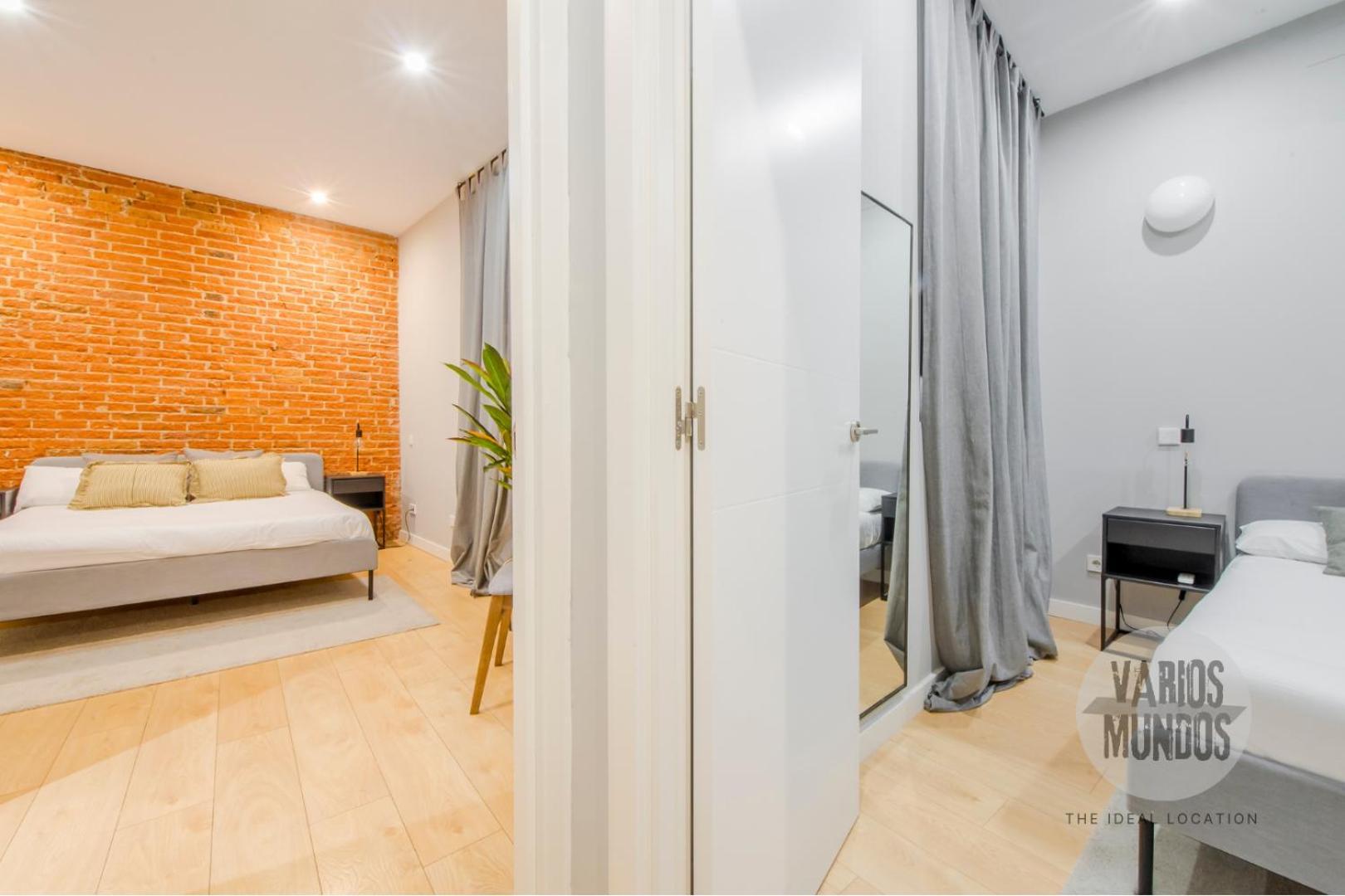 Confort Madrileno Para 8 En Tirso De Molina E2 ภายนอก รูปภาพ